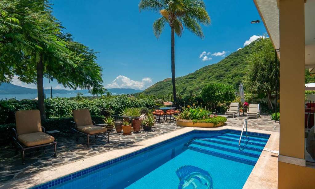 Heavenly Haven Spectacular Views in Los Arroyos Norte