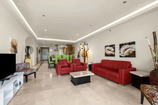 Condo El Dorado 202, photograph 3