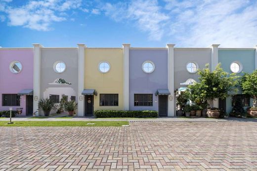 Lago Vida Residences- Investment, photograph 6