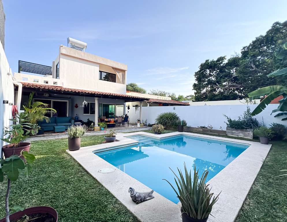 Canacinta Living & Investment in La Canacinta