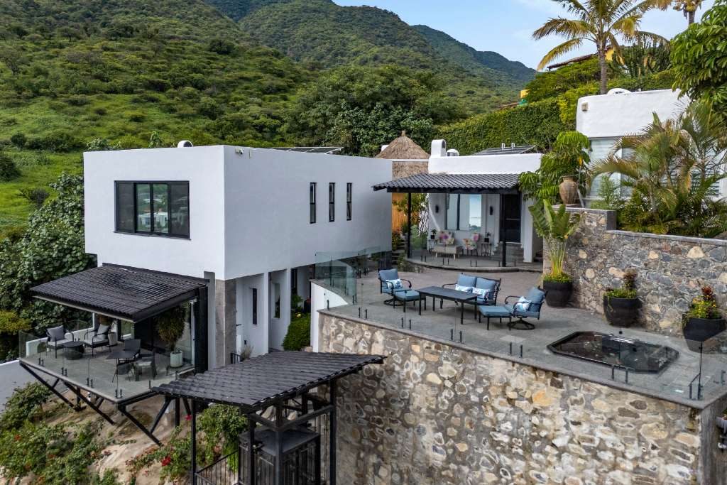 Casa Del Cielo in Raquet Club