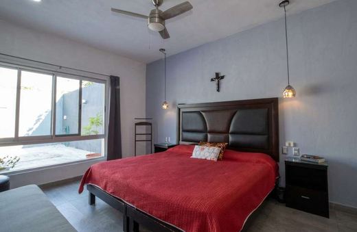 Harmony House, photograph 7