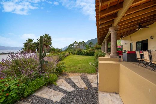 Garcia View Haven, photograph 2