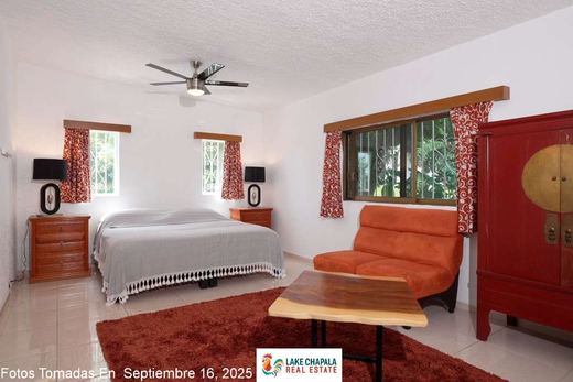 Villa Larson - Double Home & Casita, photograph 6