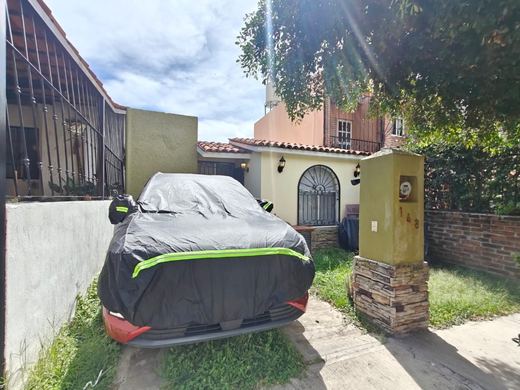 Casa Coto Mora, photograph 3