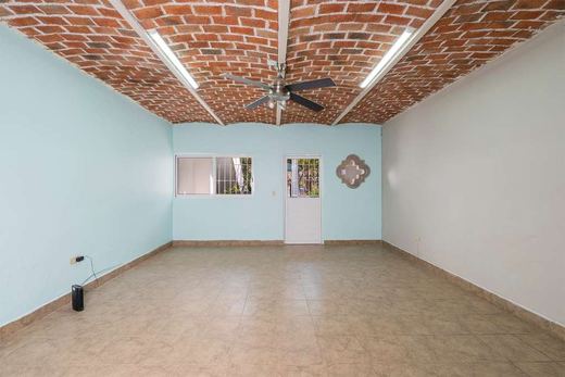 Duplex Chapala, photograph 6