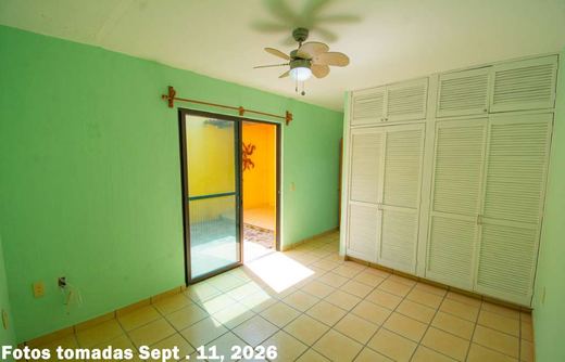 Casa Torgerson, photograph 12