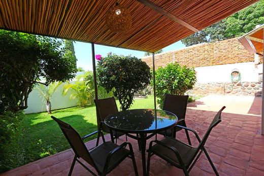 Chula Vista Duplex, photograph 9