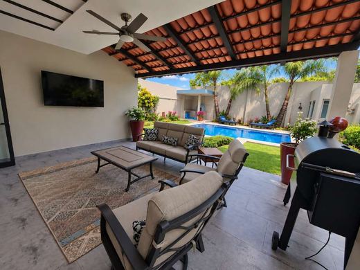 Floresta Rincon Oasis, photograph 8