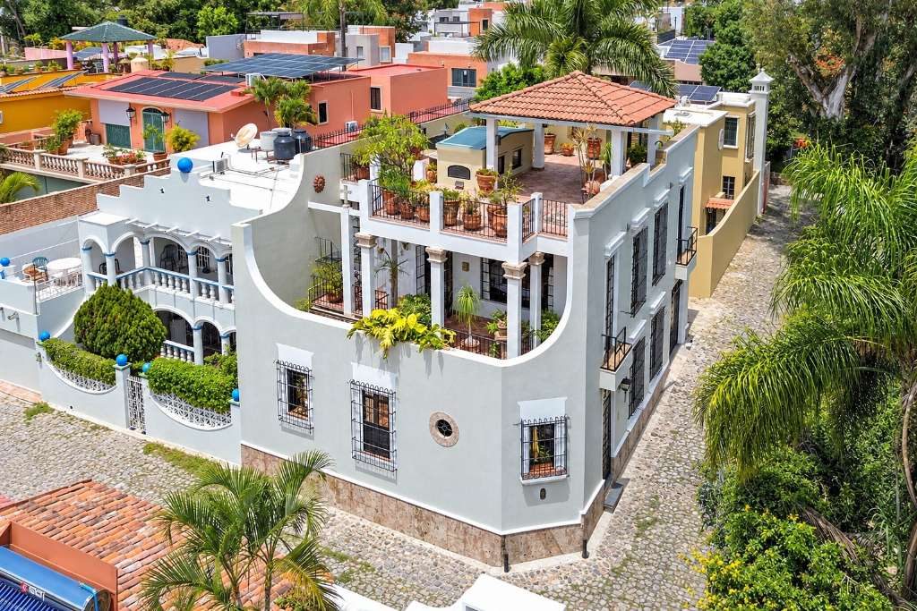 Villa Elegante in Ajijic Village