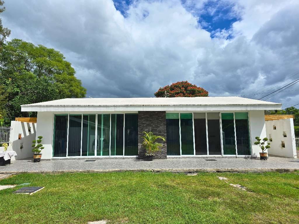 Casa Sueño in Roca Azul