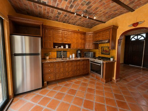 Casa Corazones, photograph 4