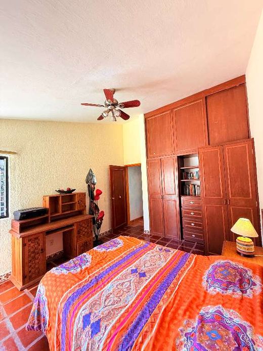 Casa Corazones, photograph 9