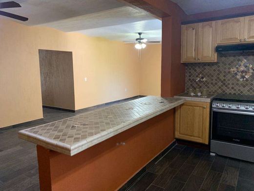 Casa del Sol Duplex, photograph 3