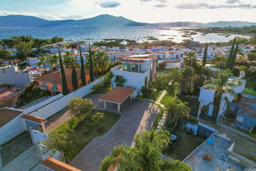 Villa Riberas & Views in Riberas Del Pilar